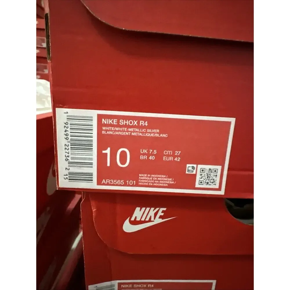 New Women's Size 10 Nike Shox R4 White Metallic Silver AR3565-101